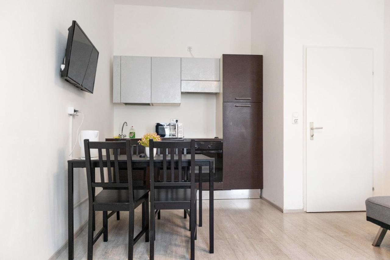וינה Pleasant 2Br - Perfect For Long Stays מראה חיצוני תמונה
