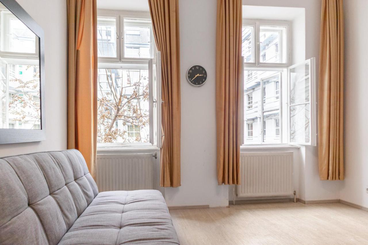 וינה Pleasant 2Br - Perfect For Long Stays מראה חיצוני תמונה
